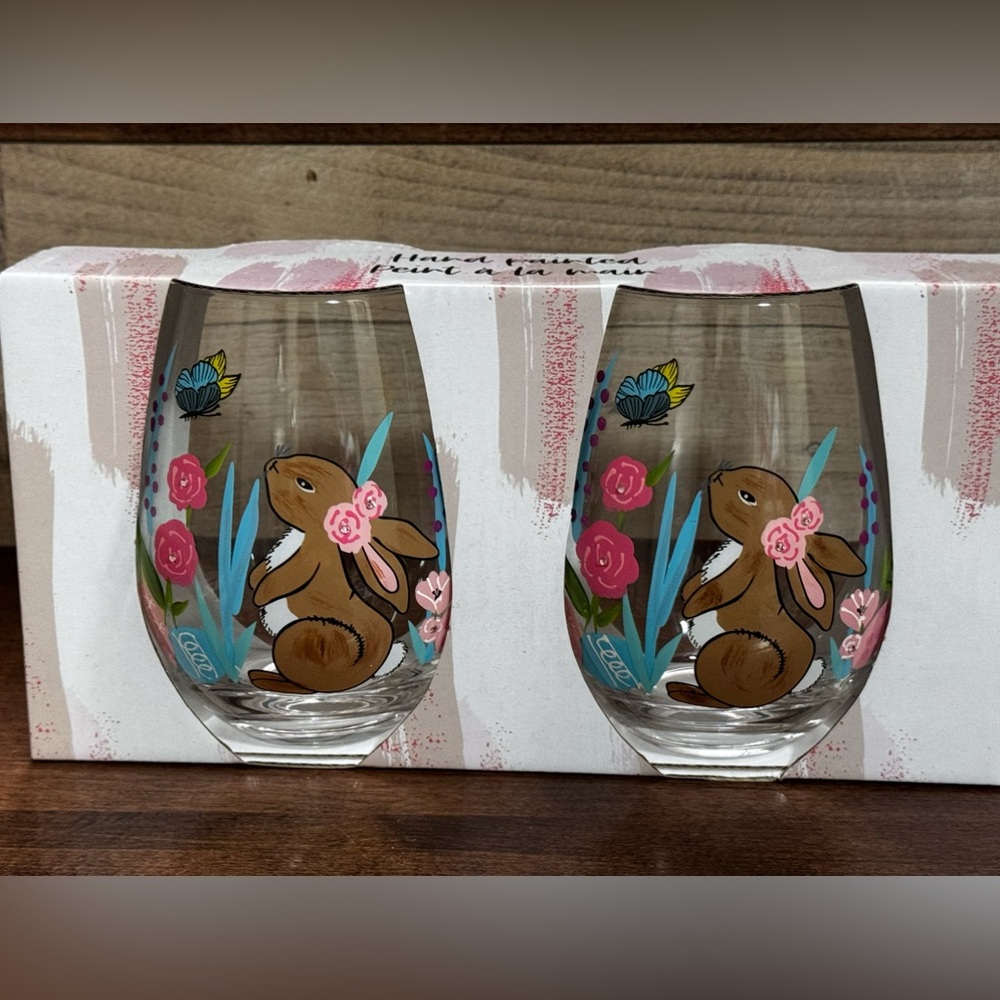 Cute 🥰 & Gorgeous Easter Wineglasses Set 🍷 Hand Painted - NEW